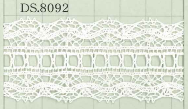 DS8092 Cotton Lace Width: 33mm Daisada