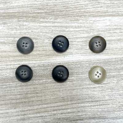 1617 Urea Resin Button [Outlet]