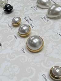 G0201 Pearl-like Buttons IRIS Sub Photo