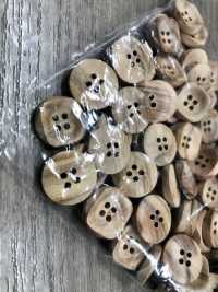 OL351 Natural Material Wood 4-hole Button DAIYA BUTTON Sub Photo