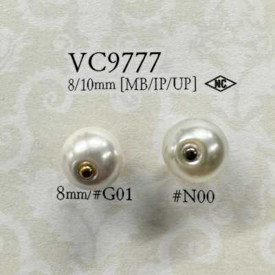 Pearl-effect Button