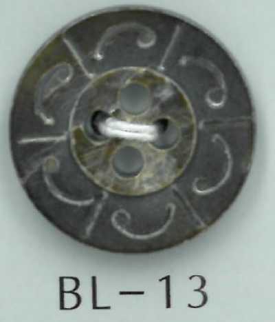BL-13 4-hole Japanese-style Patterned Shell Button