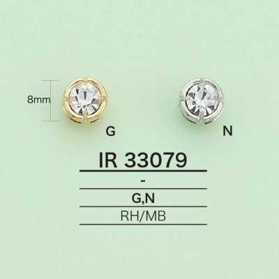 IR33079 Round Charm With Rhinestones