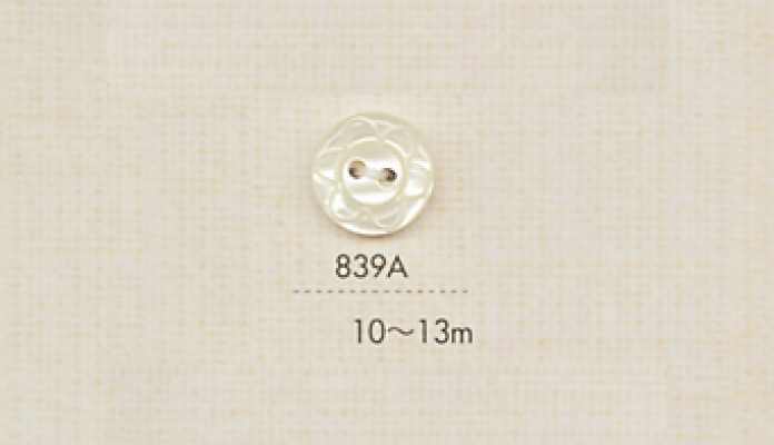 839A DAIYA BUTTONS Two-Hole Shell-Look Polyester Button (Flower Pattern)