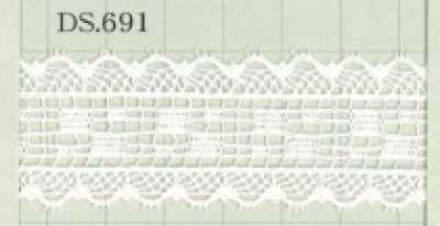 DS691 Cotton Lace 28MM