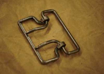 W-2PB28 Two-prong Buckle 28mm, Iron