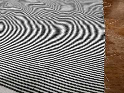 19900 Striped Serek