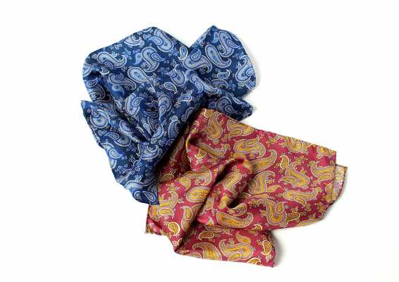 PCF-1 Pocket Square Italian Print Silk Paisley Pattern Navy Blue / Wine Red