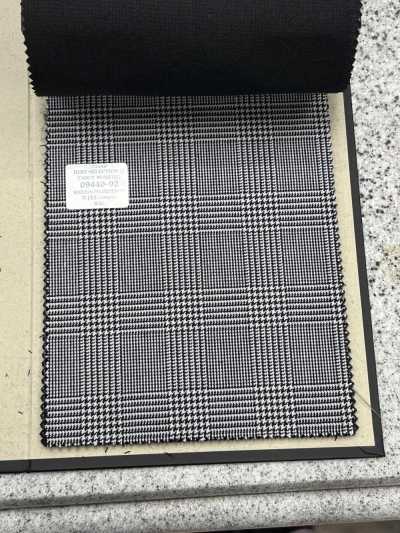 FANCY WORSTED Wrinkle-resistant Wool Polyester Glen Check